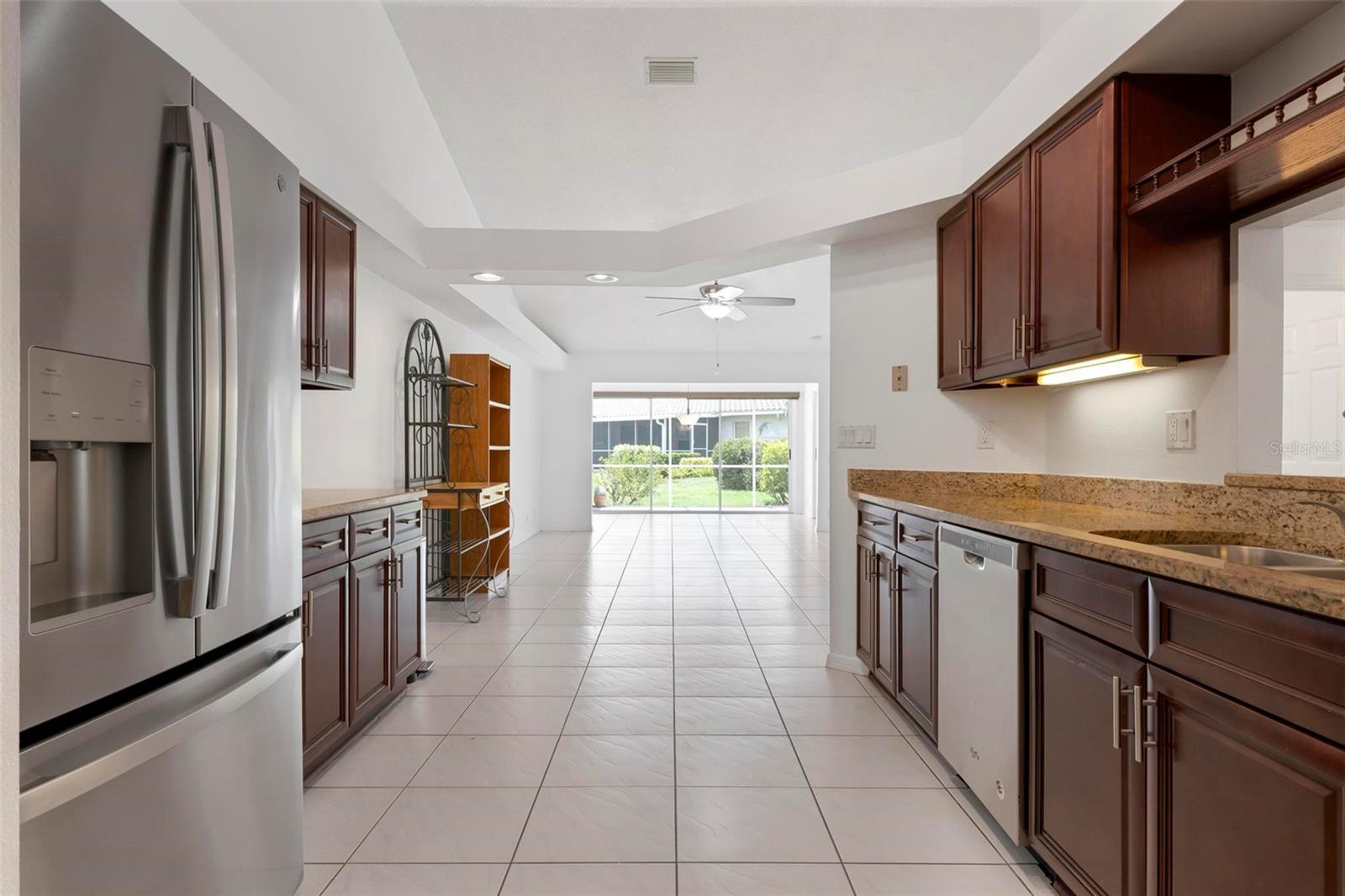 CRESTWOOD VILLAGE OF SARA 2 - Residential