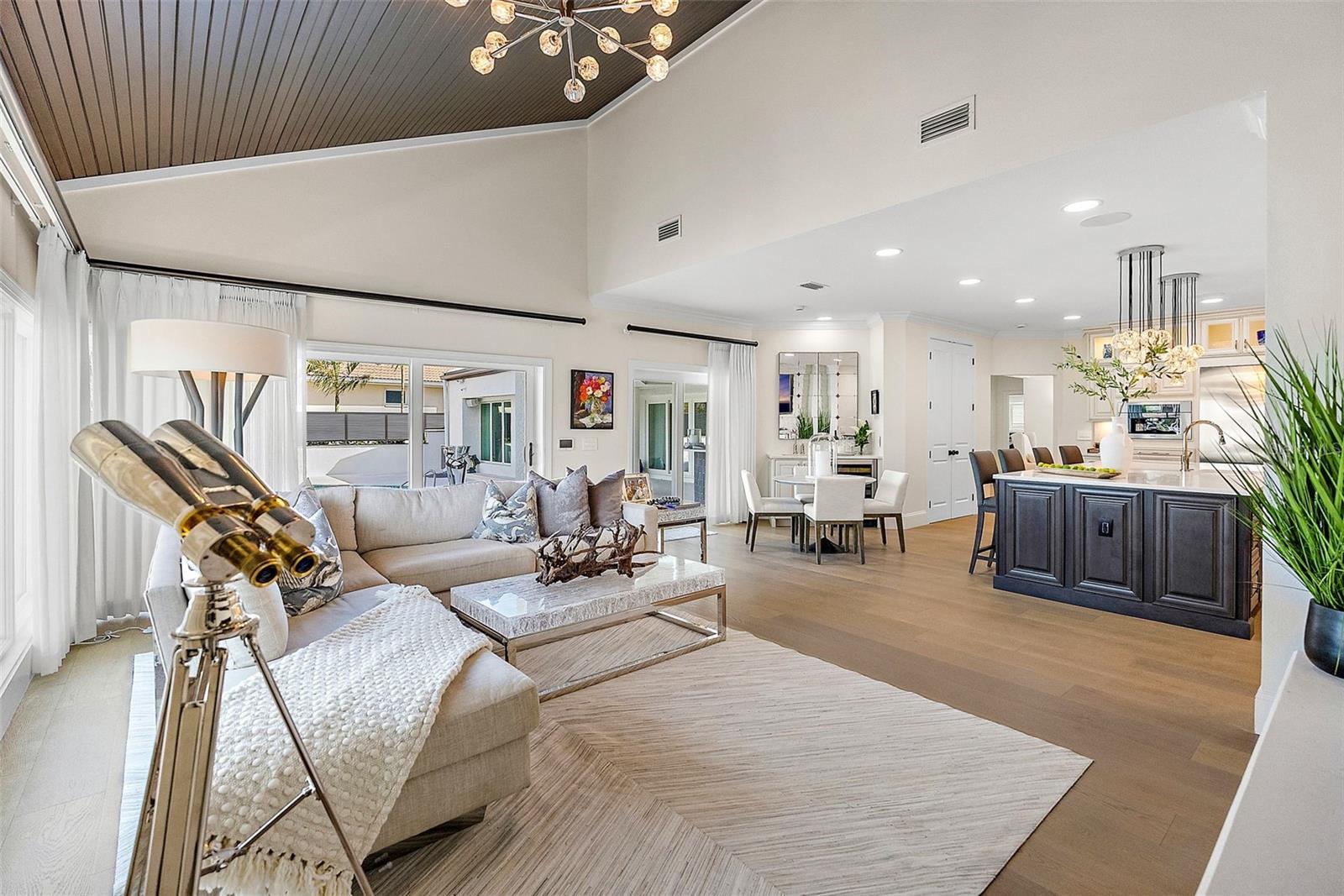 BAYWAY ISLES - Residential