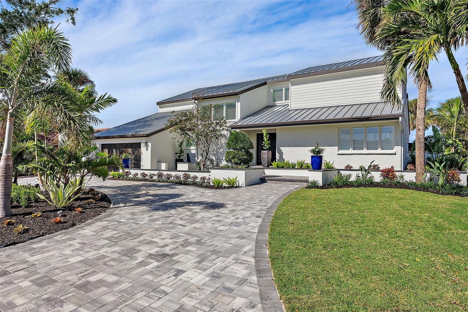 BAYWAY ISLES - Residential