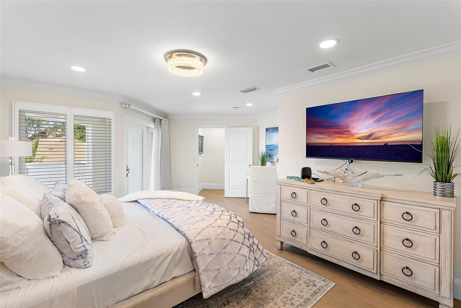 BAYWAY ISLES - Residential