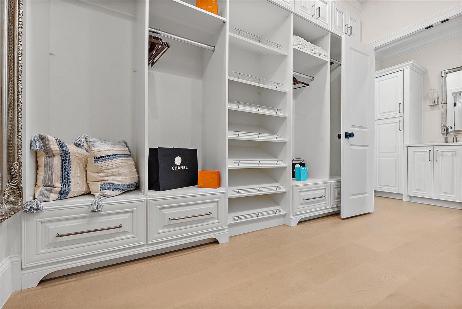 BAYWAY ISLES - Residential