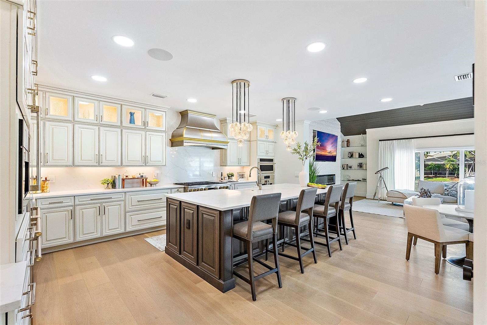 BAYWAY ISLES - Residential