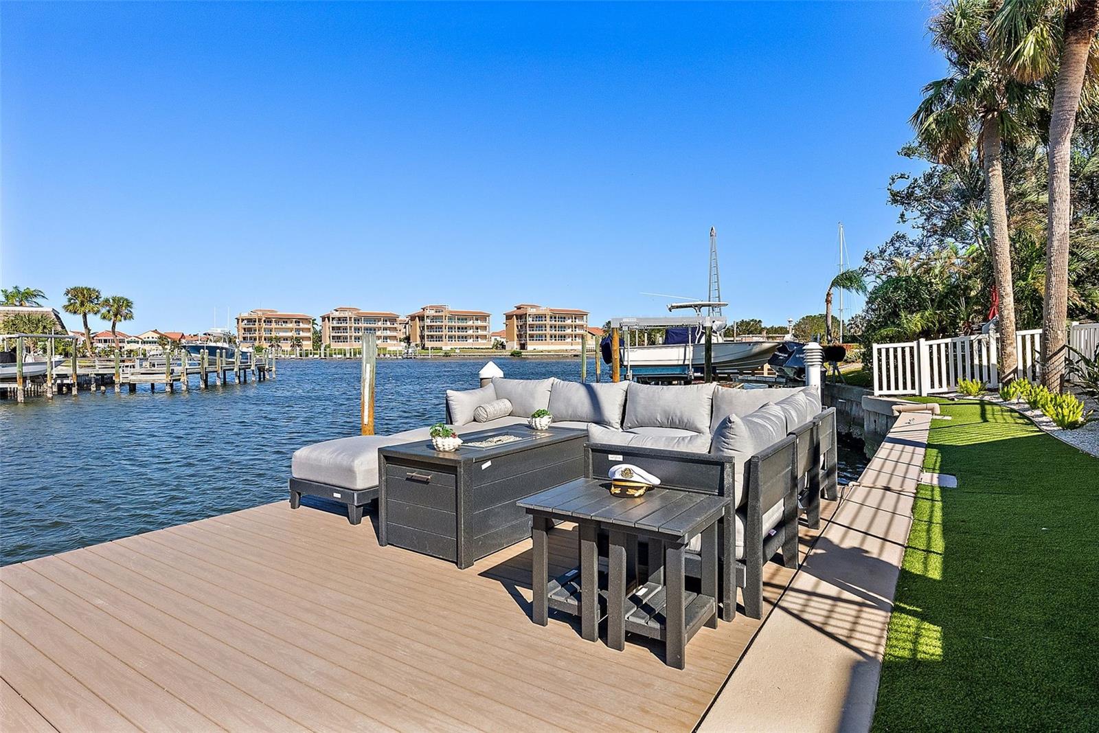 BAYWAY ISLES - Residential