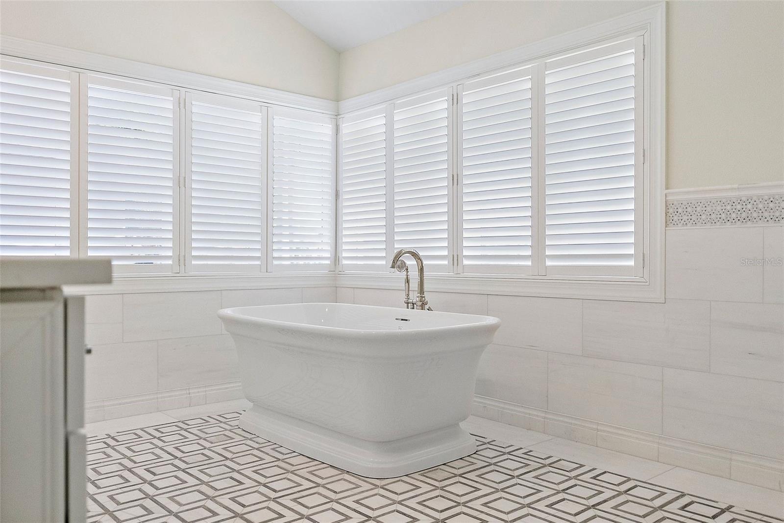 BAYWAY ISLES - Residential