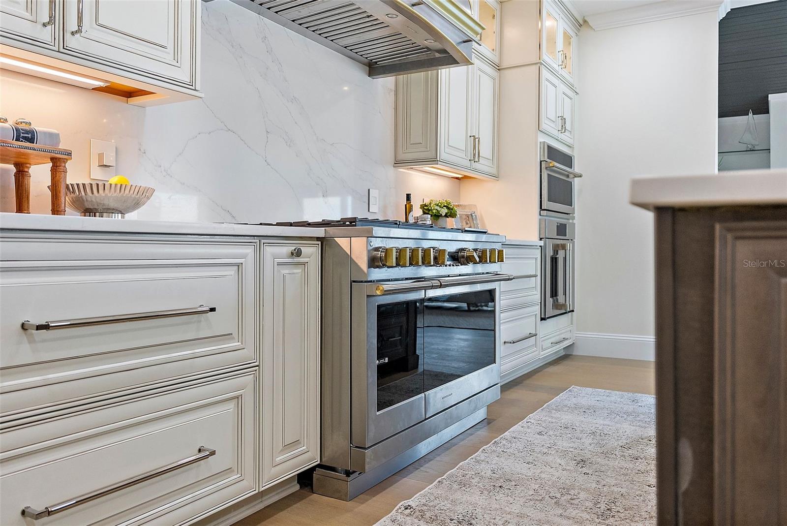 BAYWAY ISLES - Residential