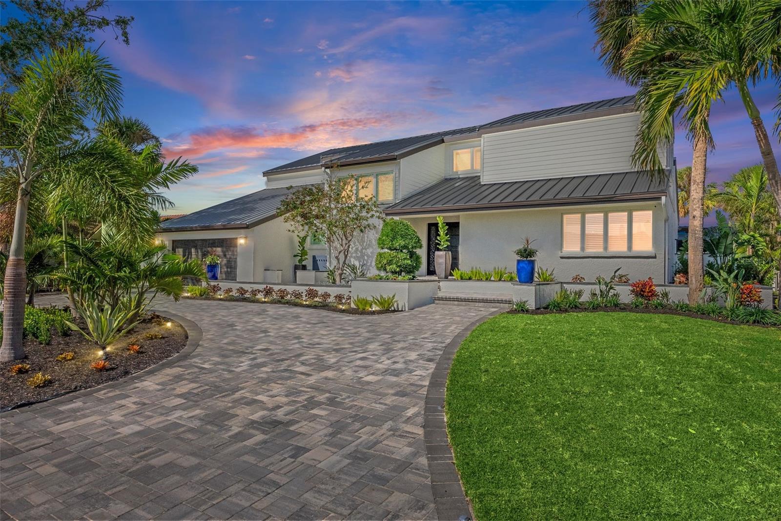 BAYWAY ISLES - Residential