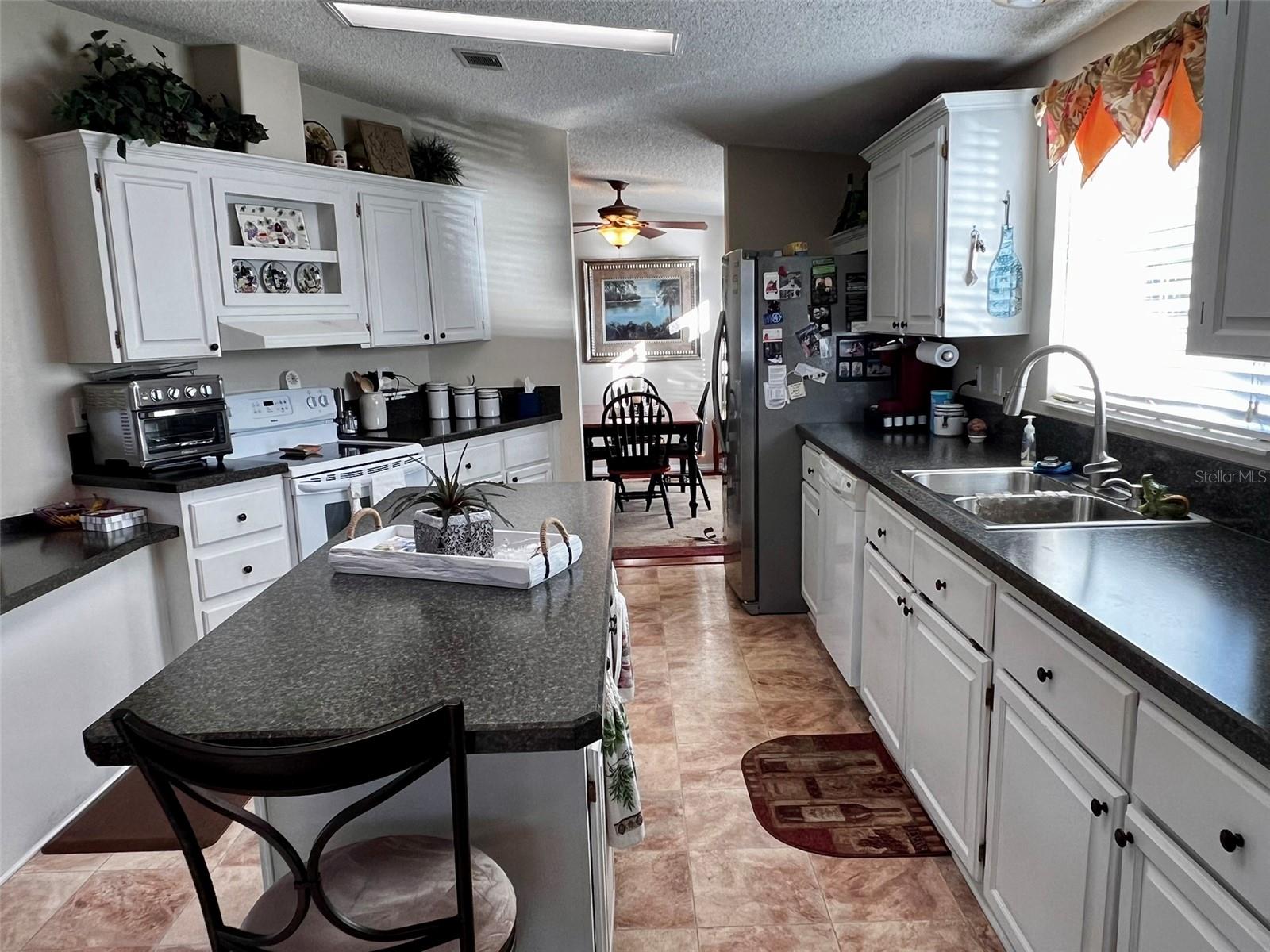 LAKEWOOD VILLAGE - Residential