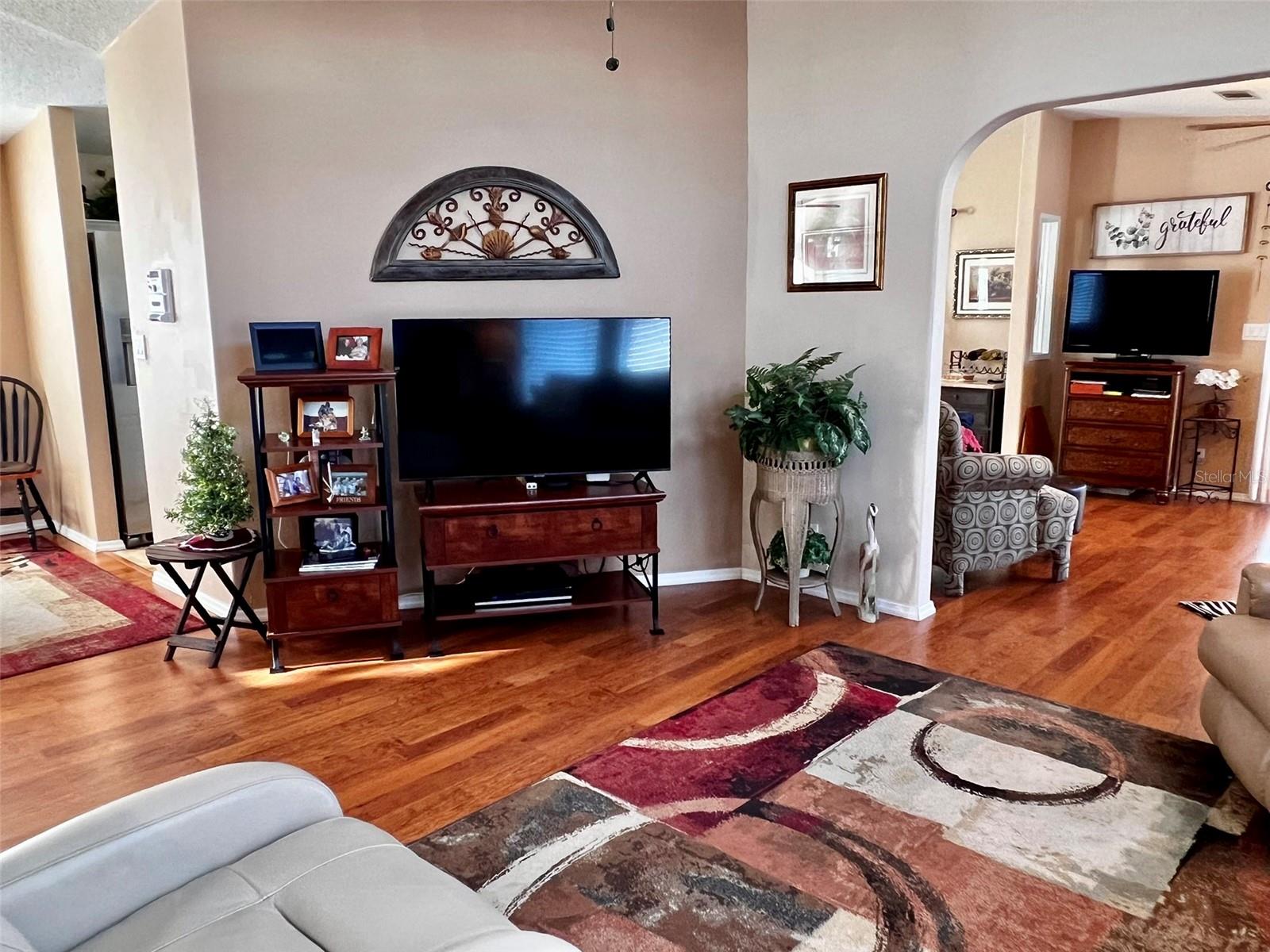 LAKEWOOD VILLAGE - Residential