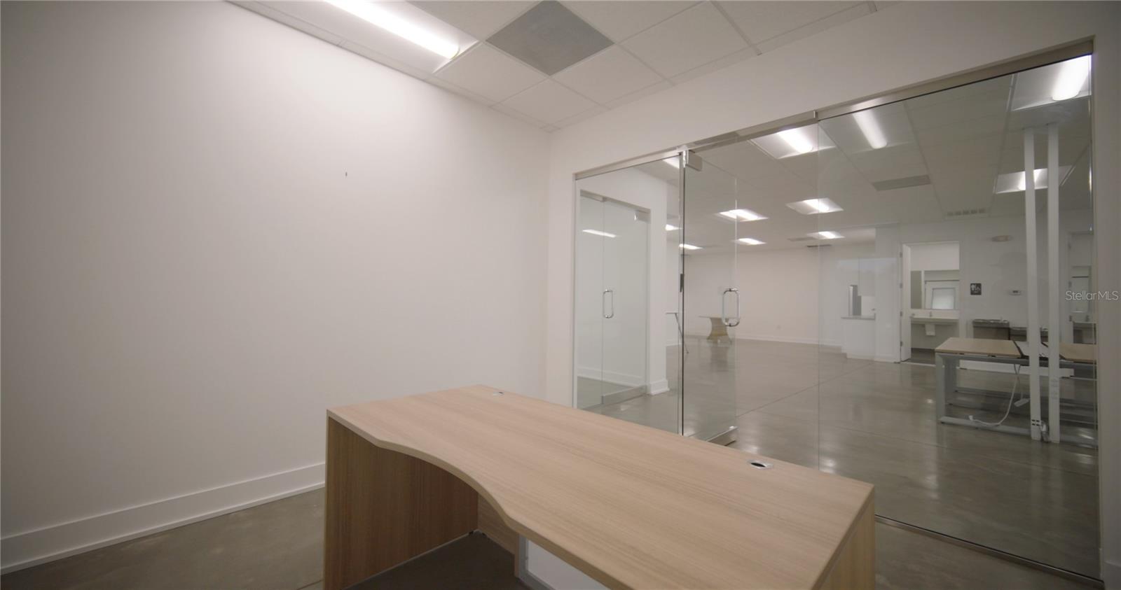 BELVEDERE PARK - Commercial Sale