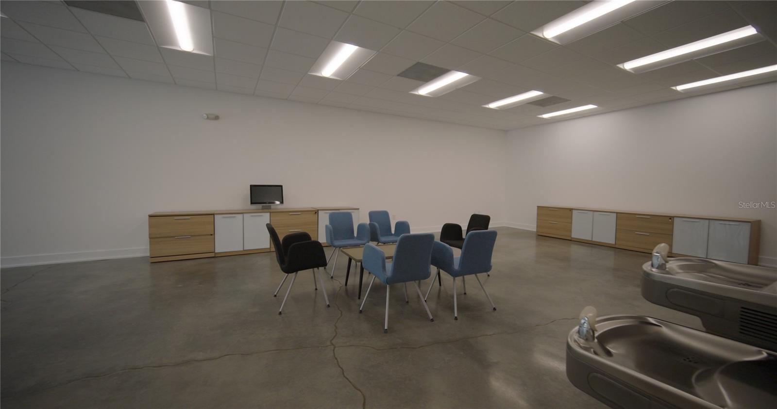 BELVEDERE PARK - Commercial Sale