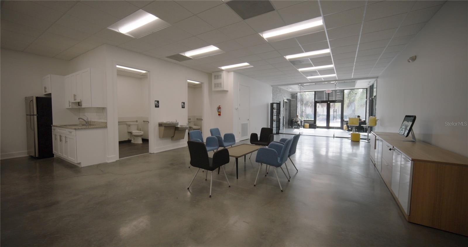 BELVEDERE PARK - Commercial Sale