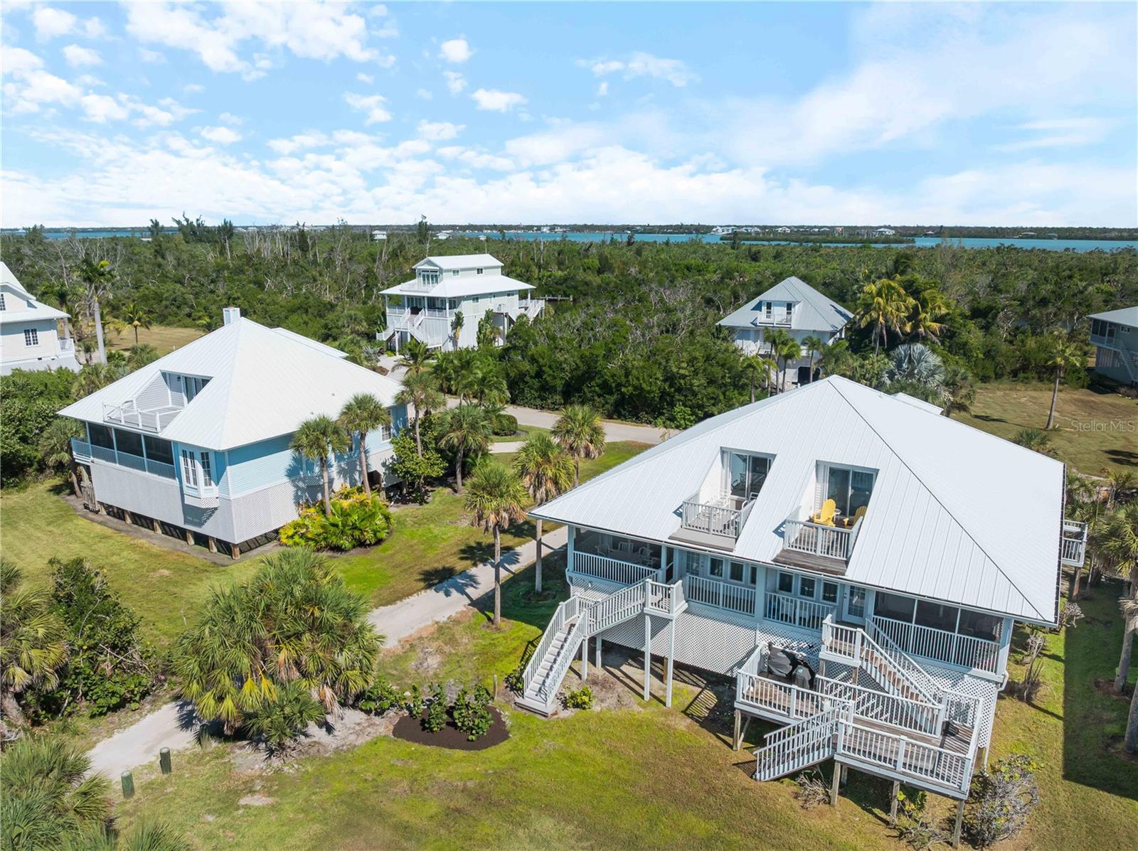 ISLAND HARBOR BEACH CLUB SEC 01 - Residential