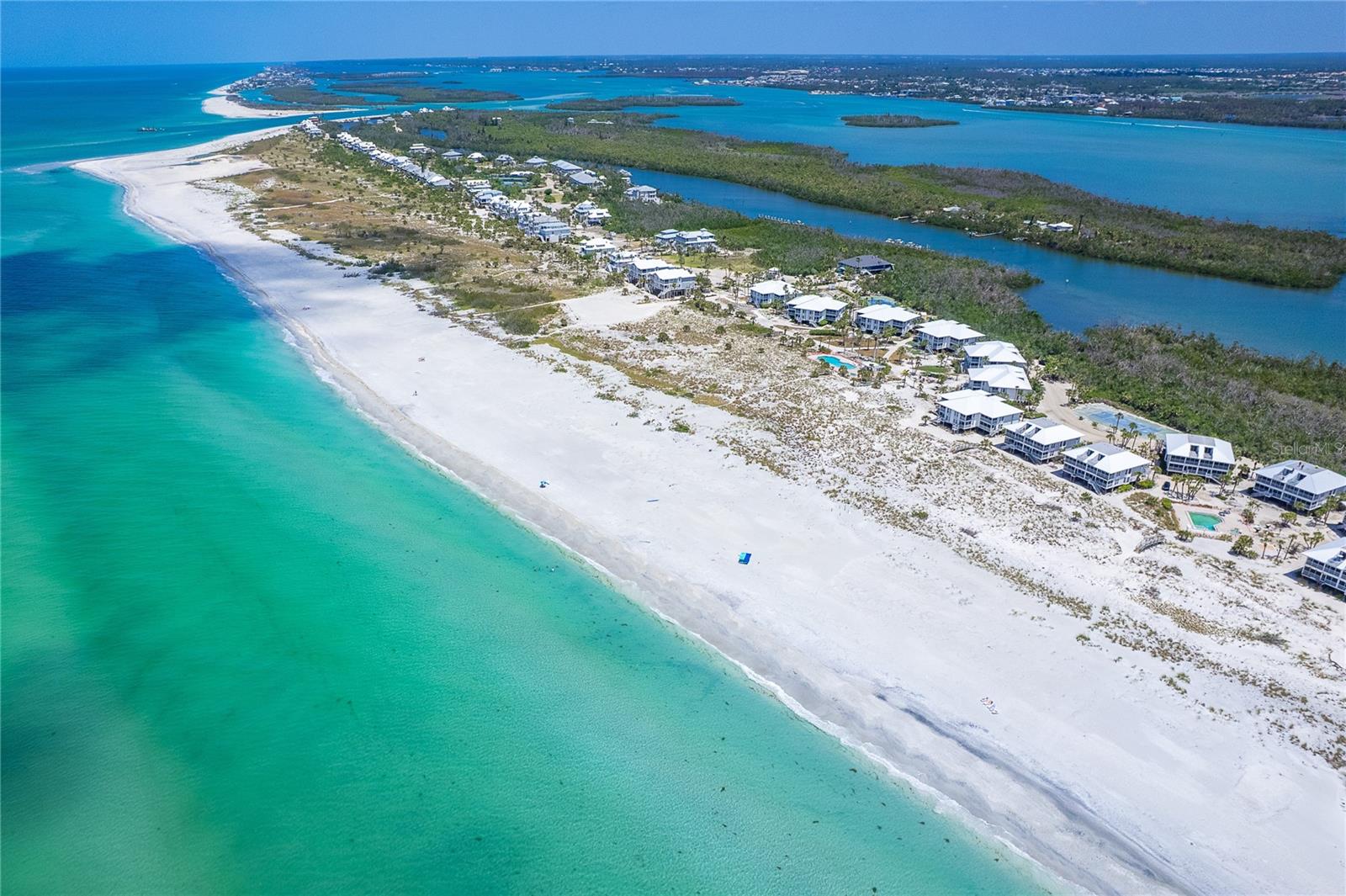 ISLAND HARBOR BEACH CLUB SEC 01 - Residential