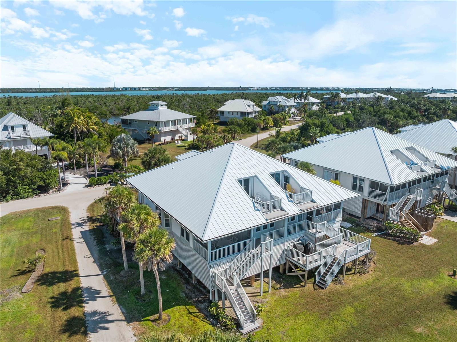 ISLAND HARBOR BEACH CLUB SEC 01 - Residential