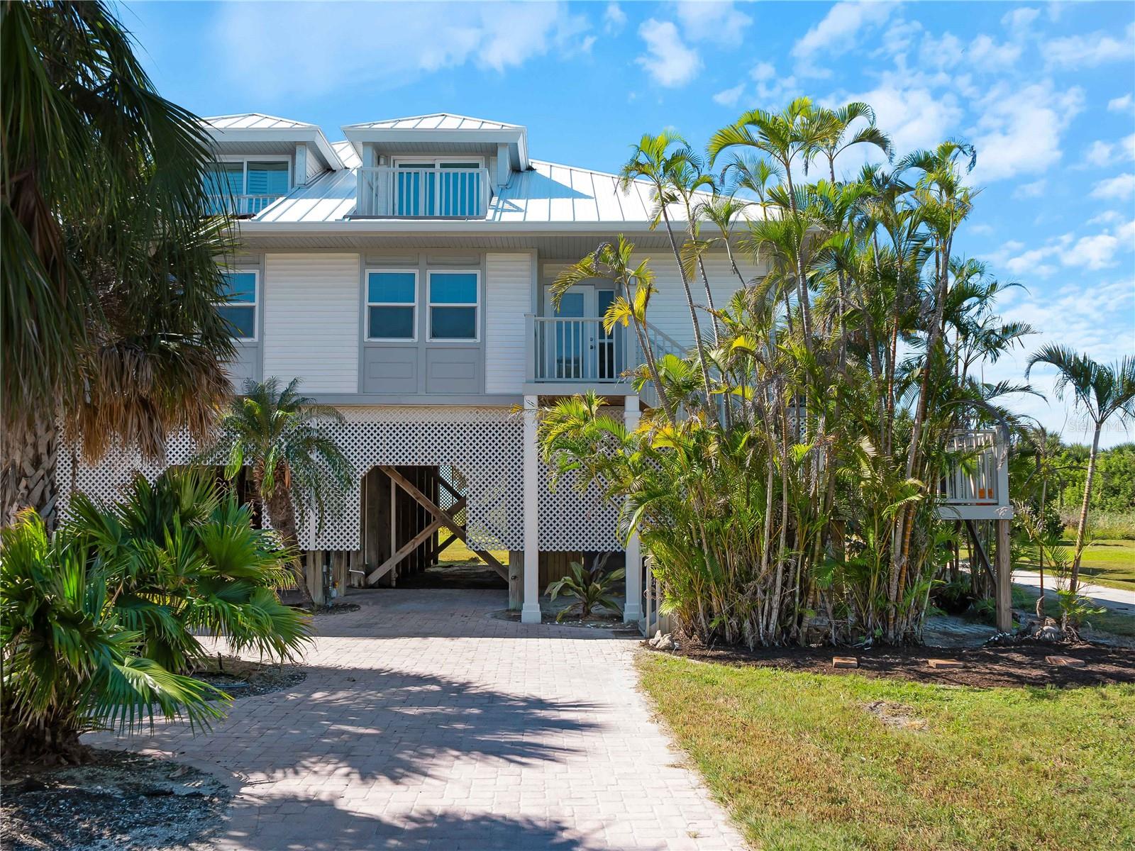 ISLAND HARBOR BEACH CLUB SEC 01 - Residential