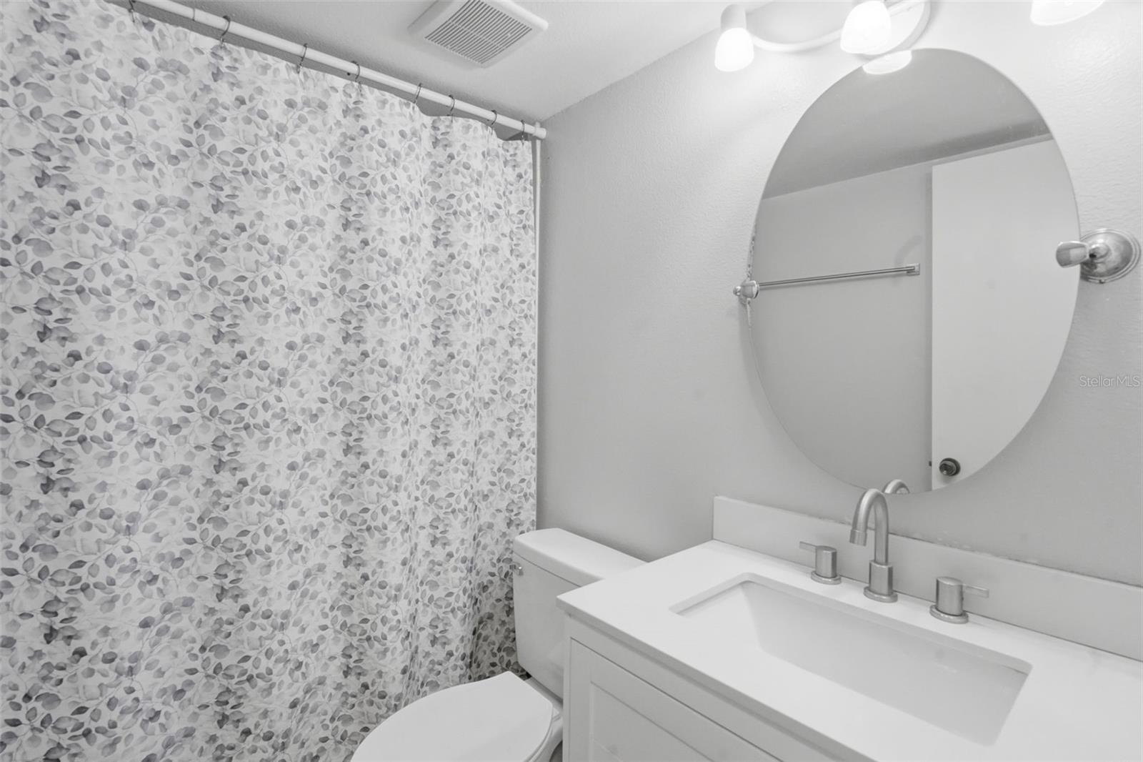 DELAND OAKS CONDO - Residential