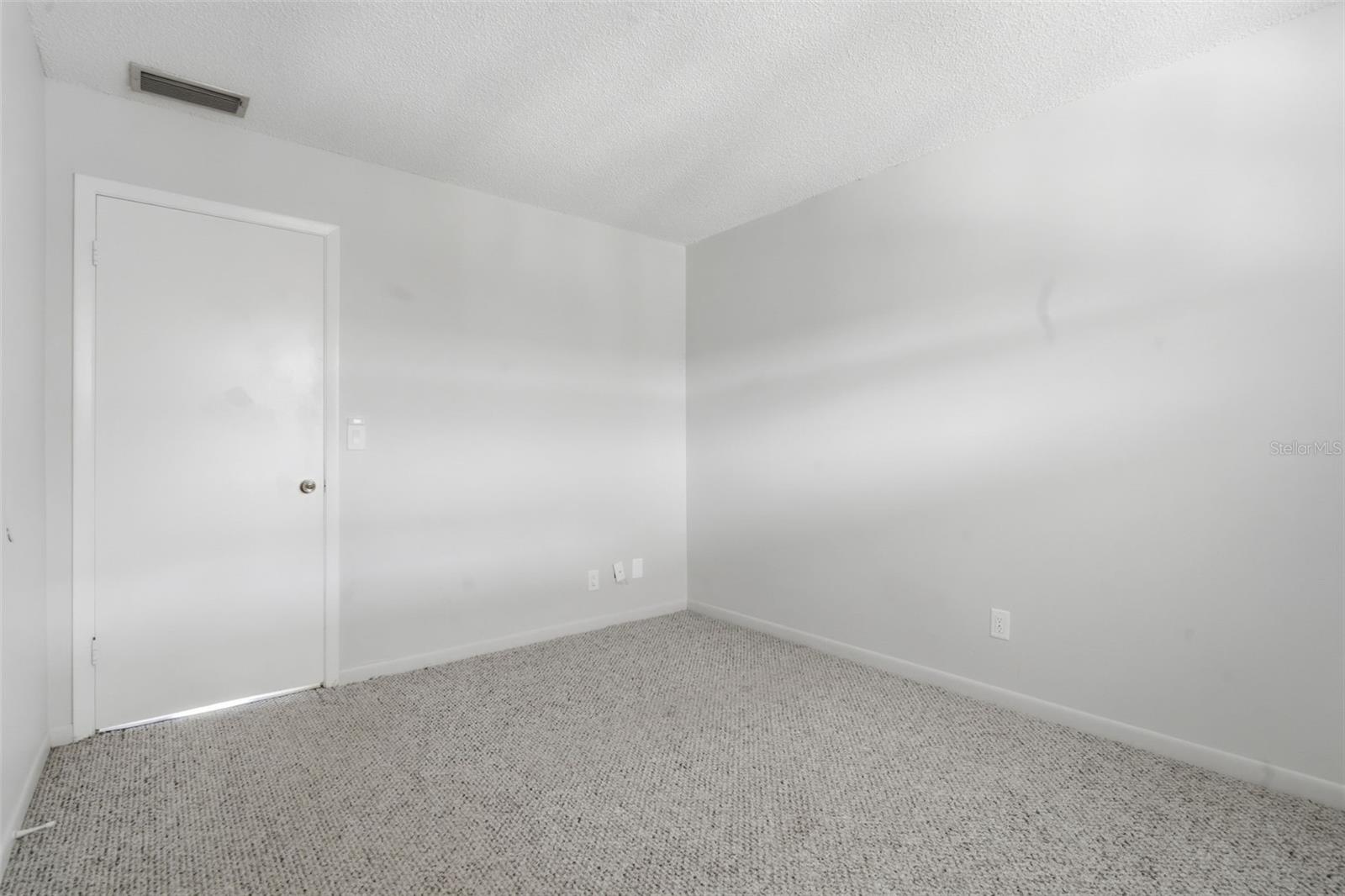 DELAND OAKS CONDO - Residential