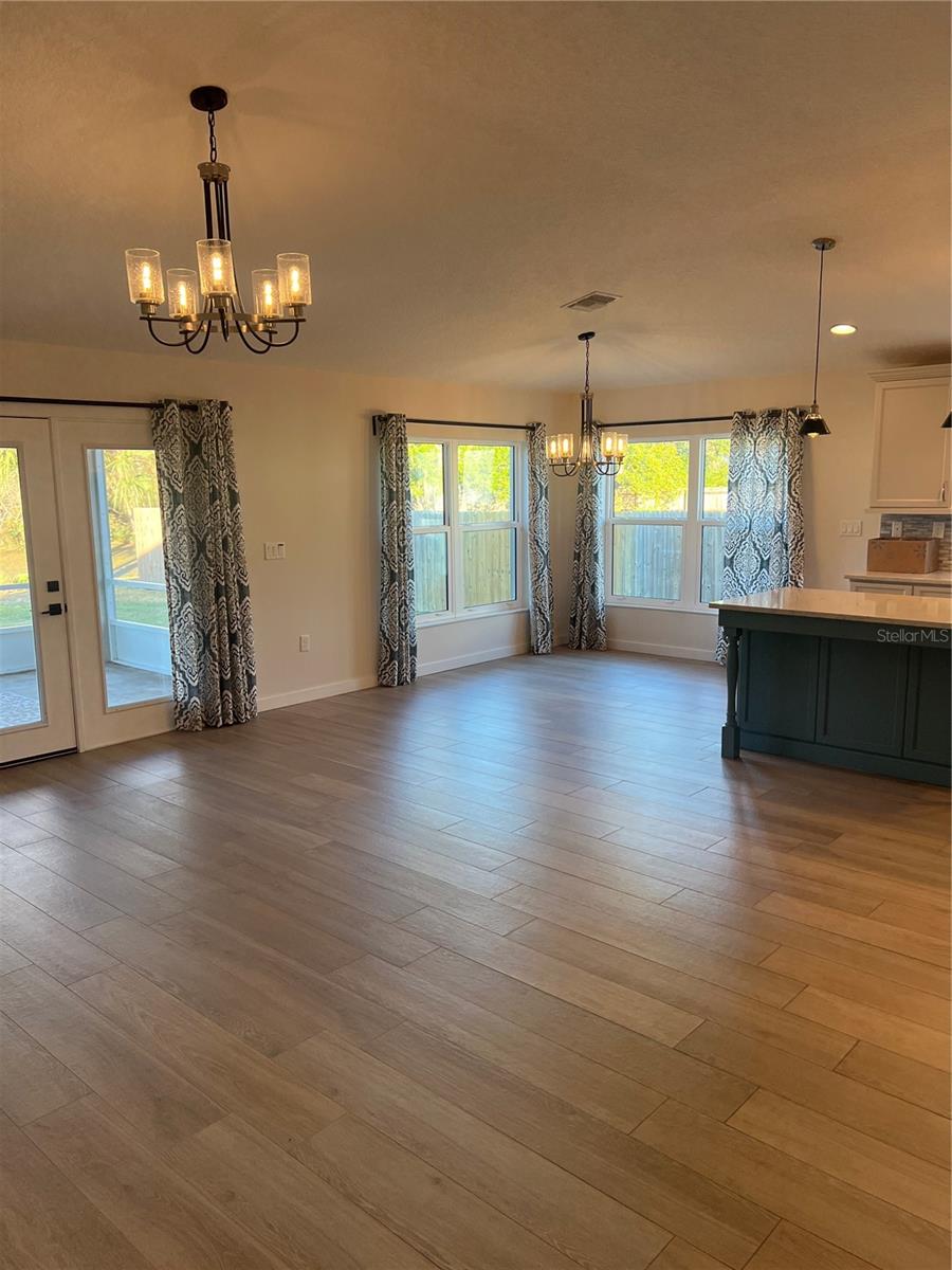 PLANTATION ESTATES UNIT 31 - Residential Lease