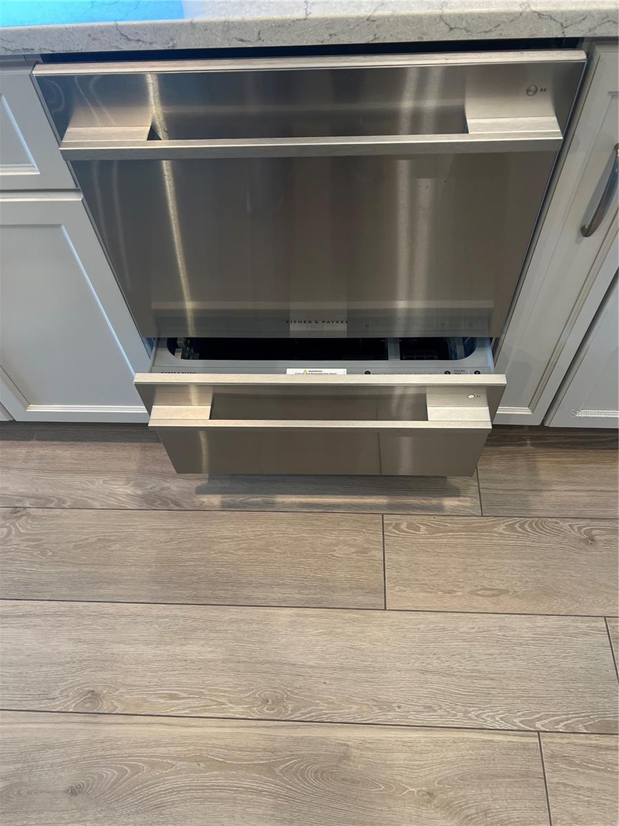 PLANTATION ESTATES UNIT 31 - Residential Lease