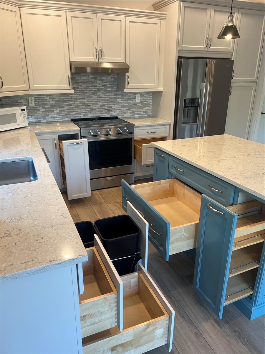 PLANTATION ESTATES UNIT 31 - Residential Lease