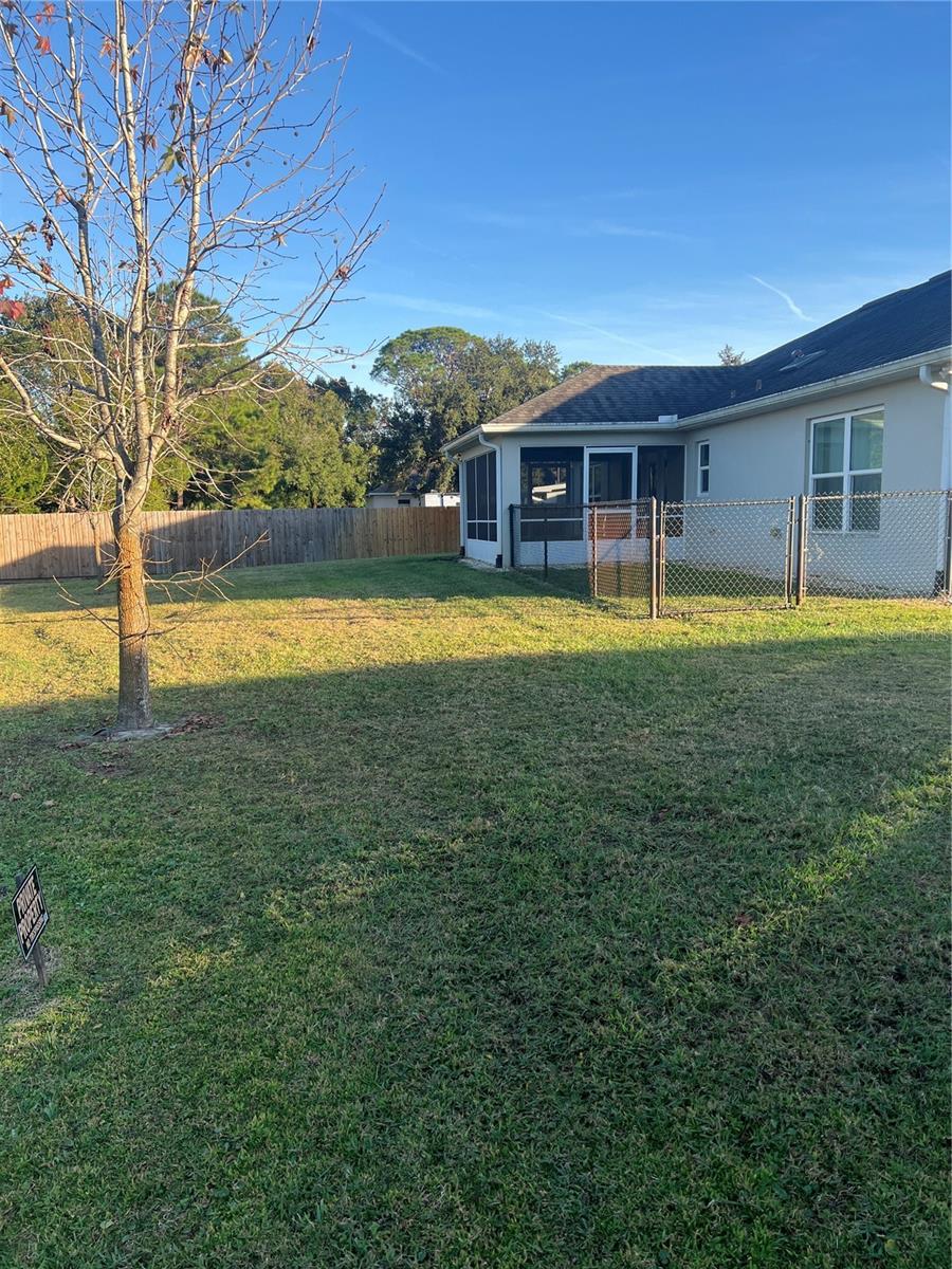 PLANTATION ESTATES UNIT 31 - Residential Lease