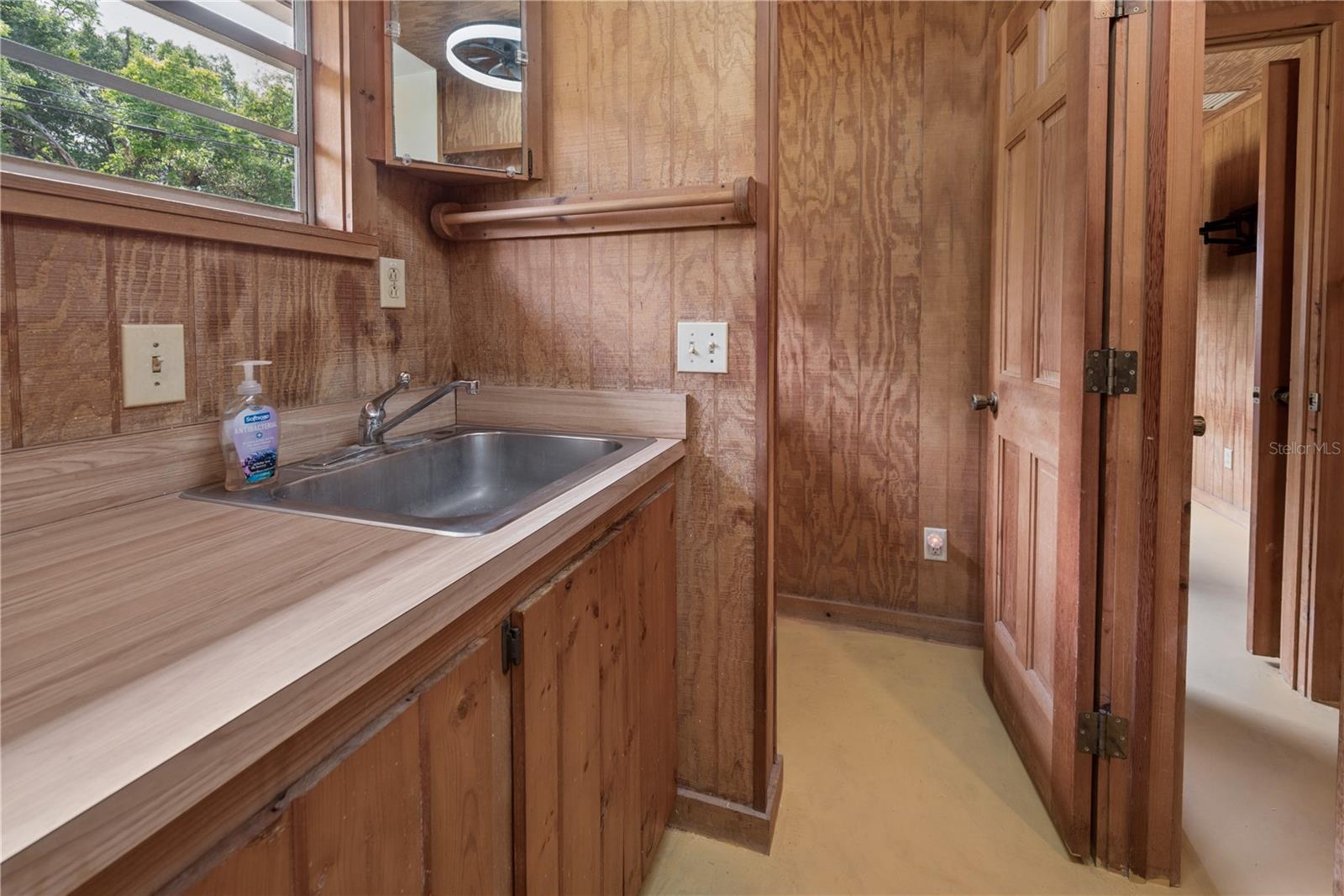 NOT IN A SUBDIVISION - Residential
