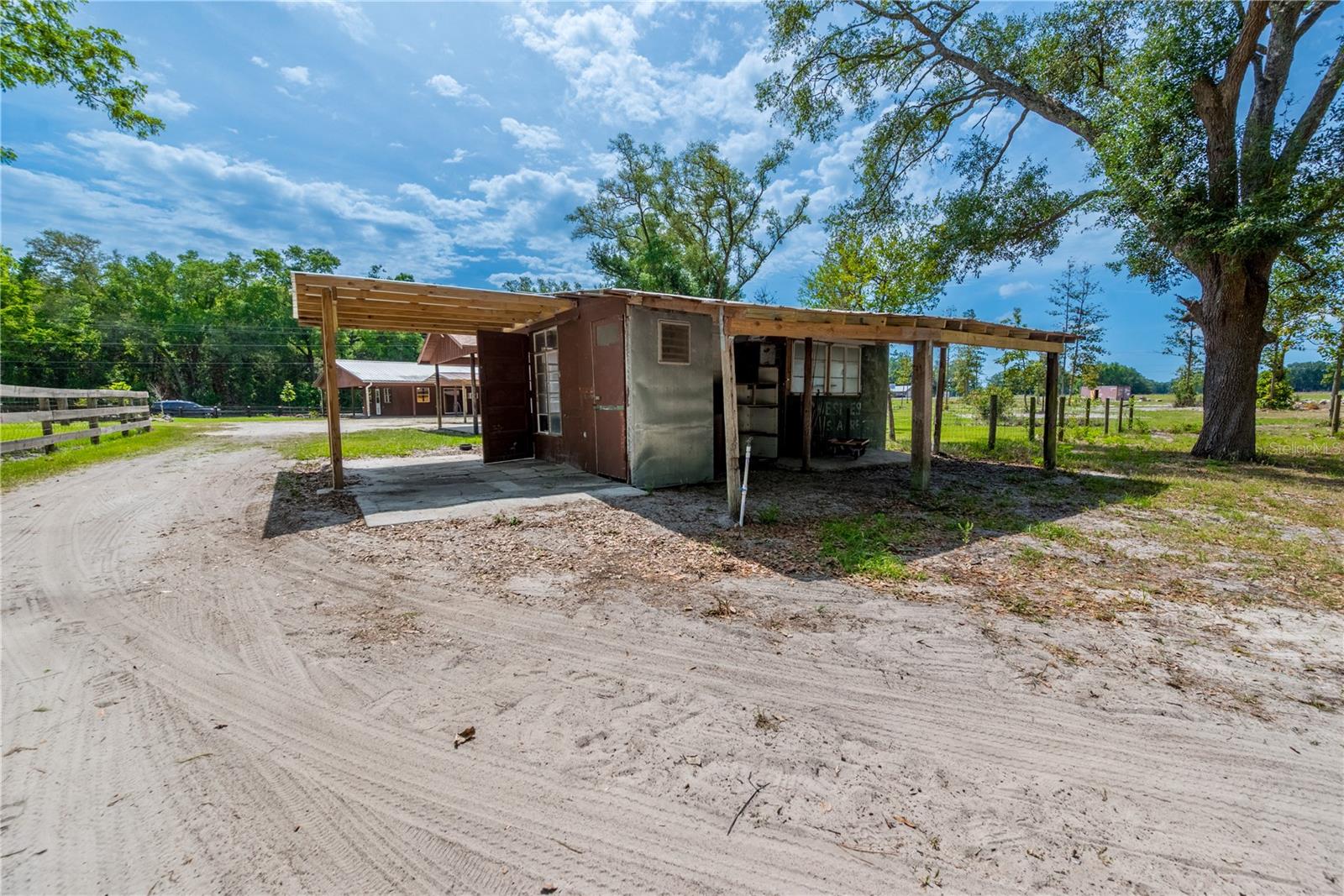 NOT IN A SUBDIVISION - Residential
