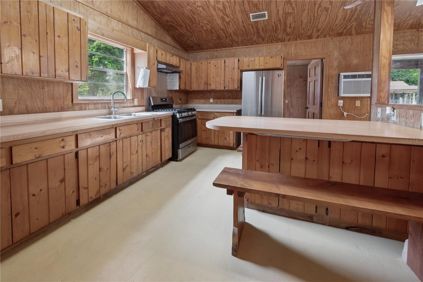 NOT IN A SUBDIVISION - Residential