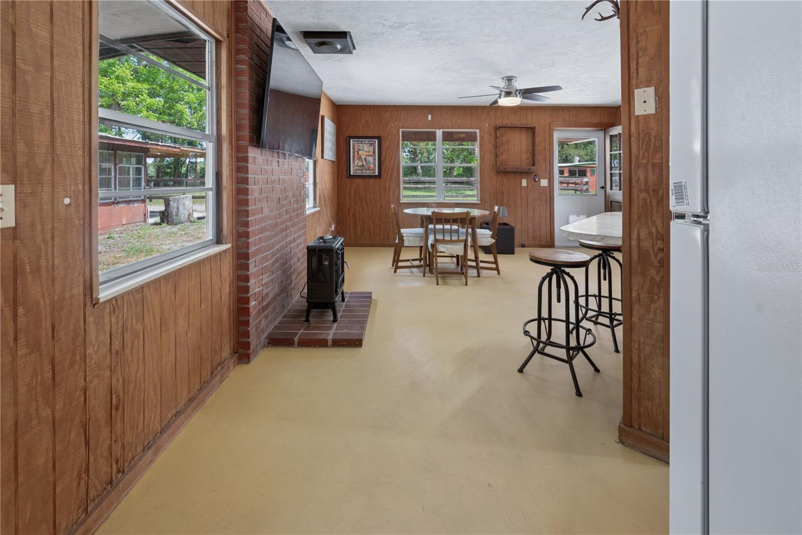 NOT IN A SUBDIVISION - Residential