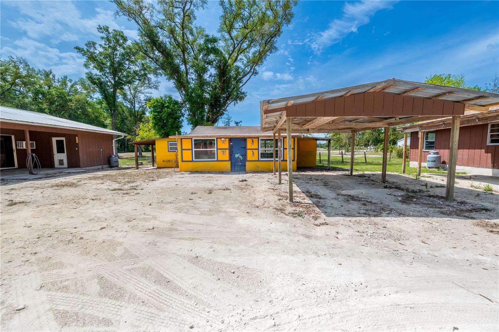 NOT IN A SUBDIVISION - Residential