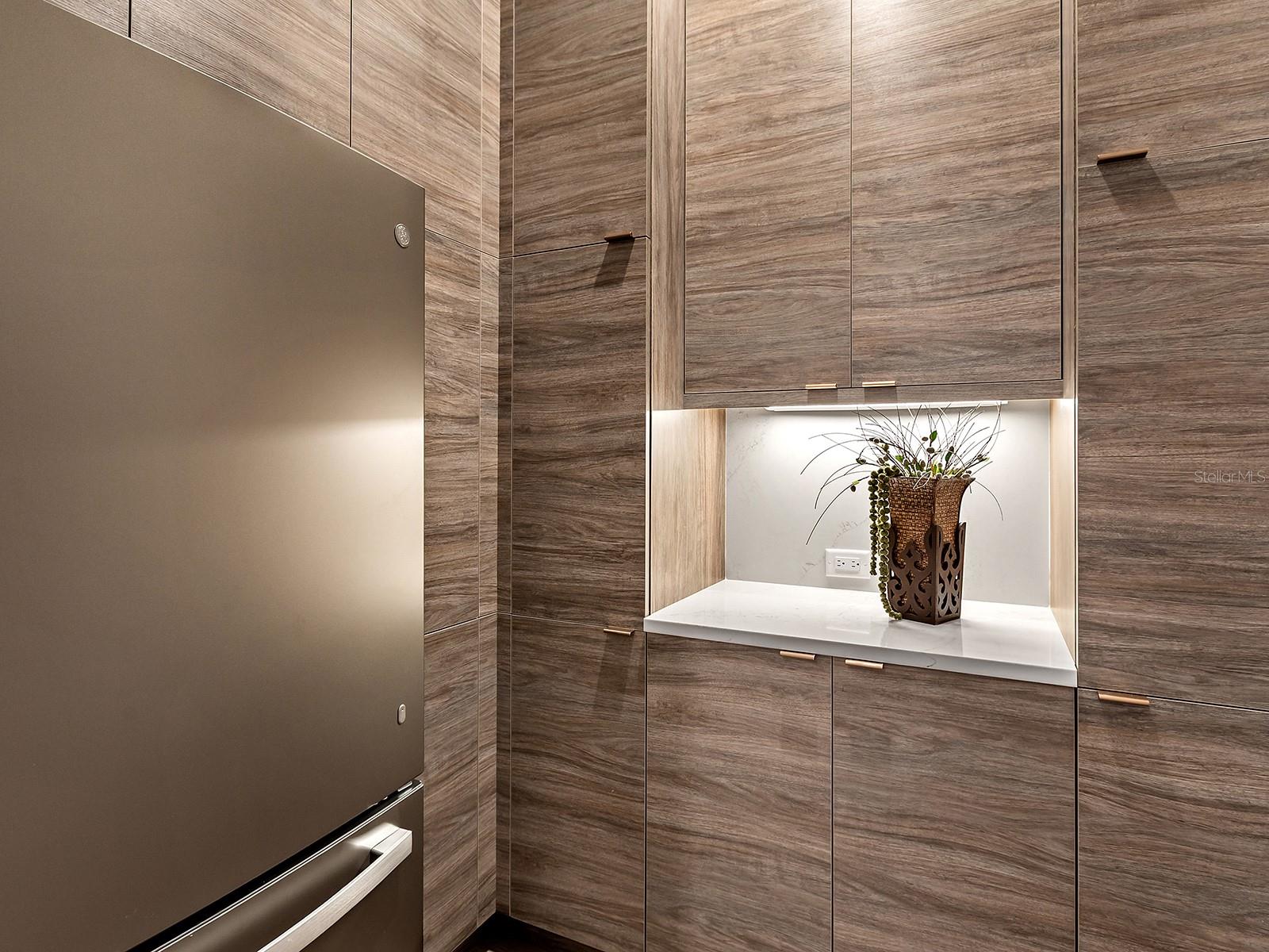 LAKEHOUSE COVE/WATERSIDE PH 5 - Residential