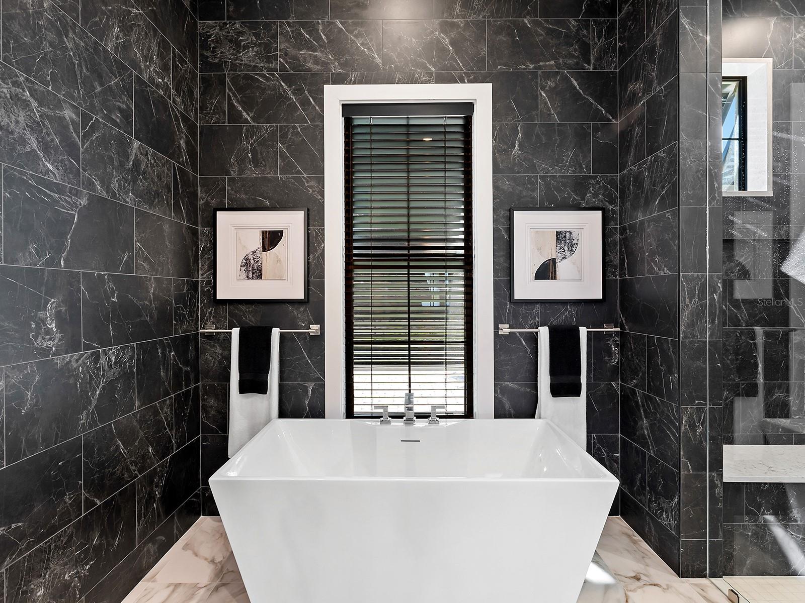 LAKEHOUSE COVE/WATERSIDE PH 5 - Residential