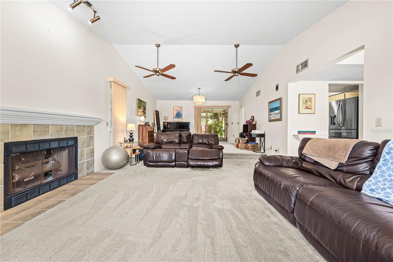 EVERGREEN PARK - Residential