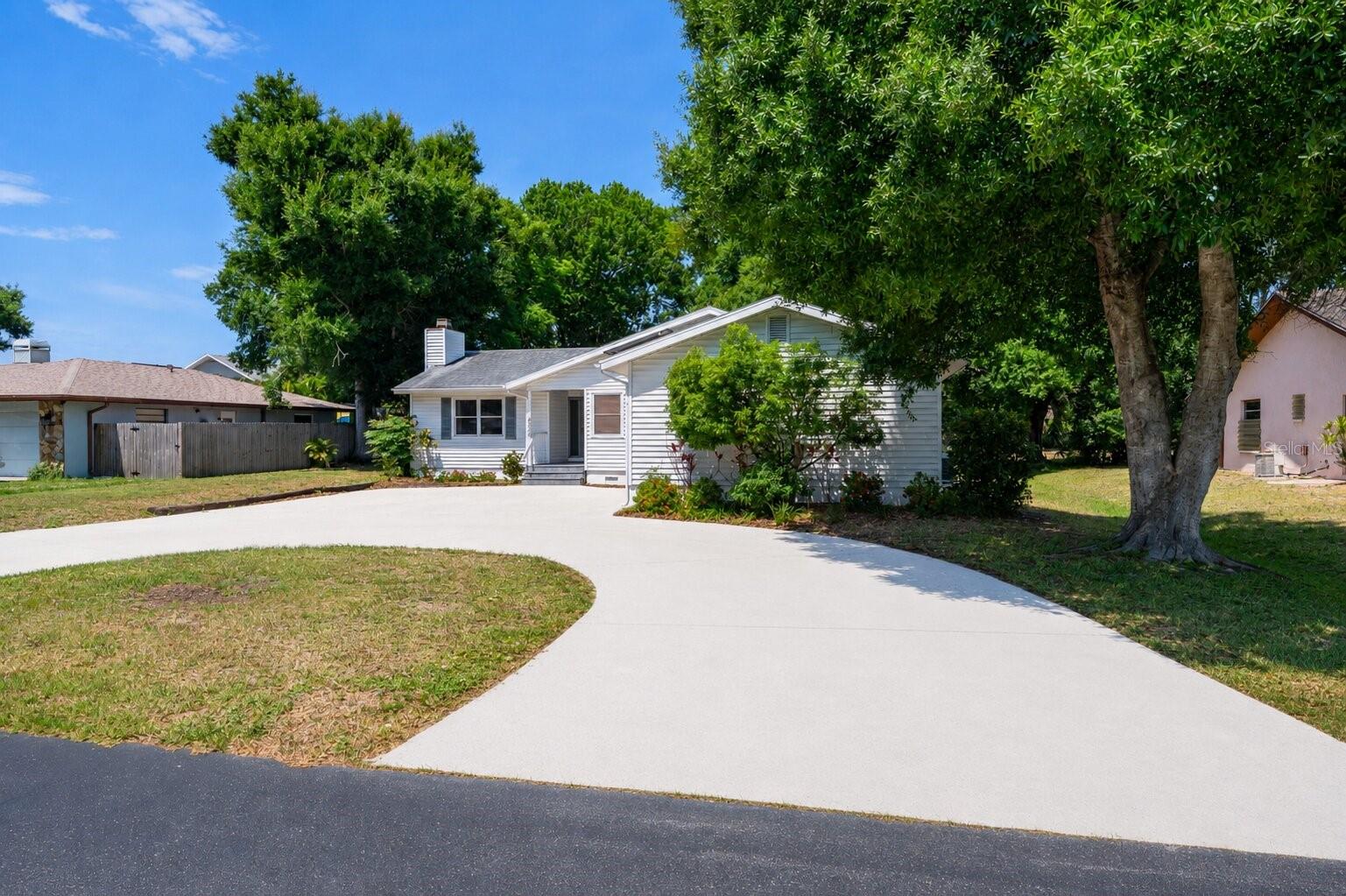 4424 MEADOW CREEK CIRCLE, SARASOTA, FL, 34233 1 4424 MEADOW CREEK CIRCLE