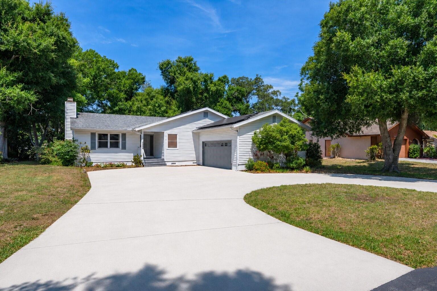 4424 MEADOW CREEK CIRCLE, SARASOTA, FL, 34233 3 4424 MEADOW CREEK CIRCLE