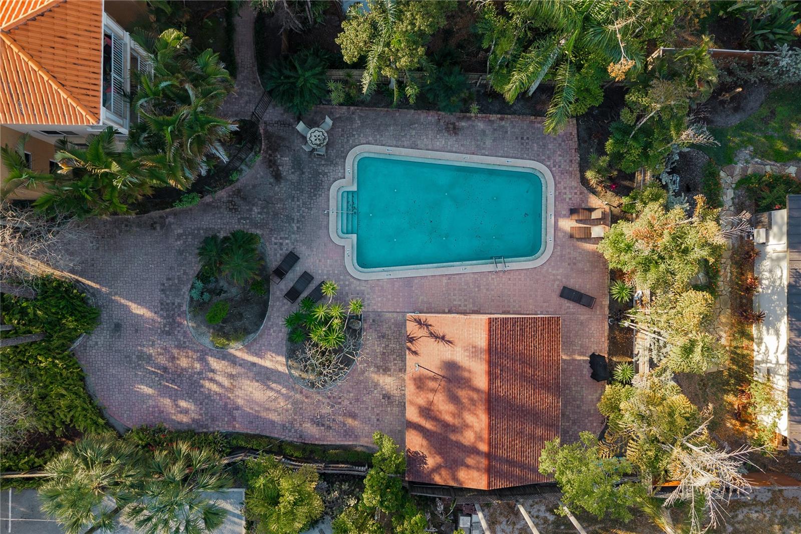 NINE FIFTY BROADWAY CONDO - Residential