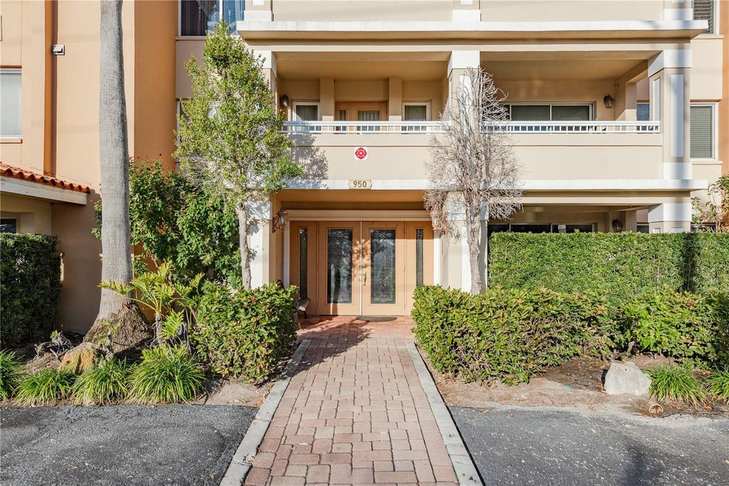 Photo of 950 Broadway #103, Dunedin, FL 34698 (MLS # TB8486858)