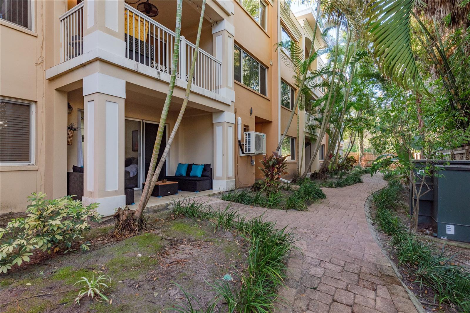 NINE FIFTY BROADWAY CONDO - Residential