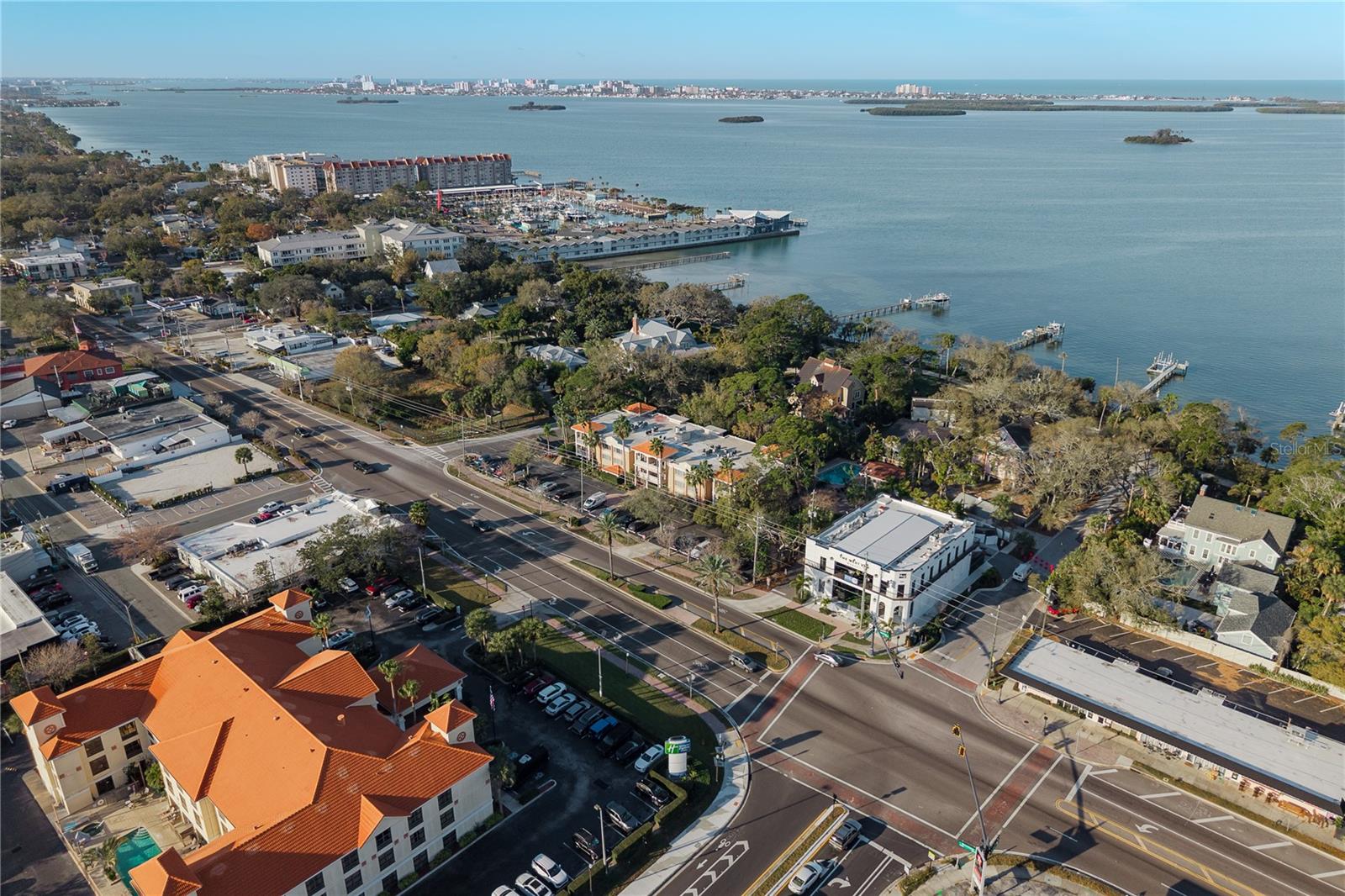 NINE FIFTY BROADWAY CONDO - Residential