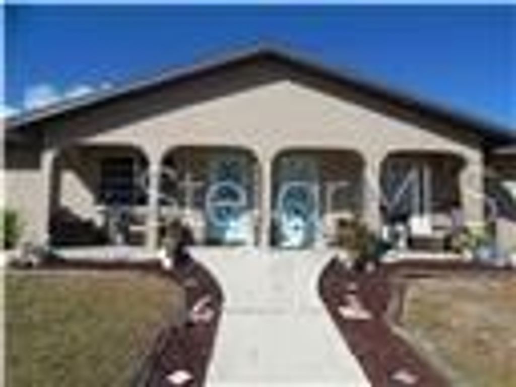 Photo of 2004 Wisconsin Avenue, Englewood, FL 34224 (MLS # A4675702)