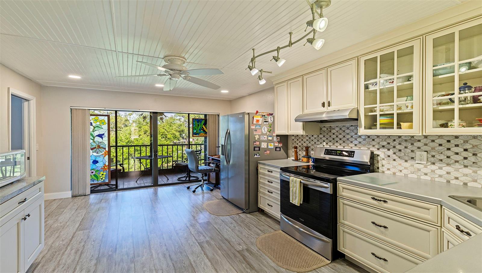 WINSTON PARK NORTHEAST - Residential