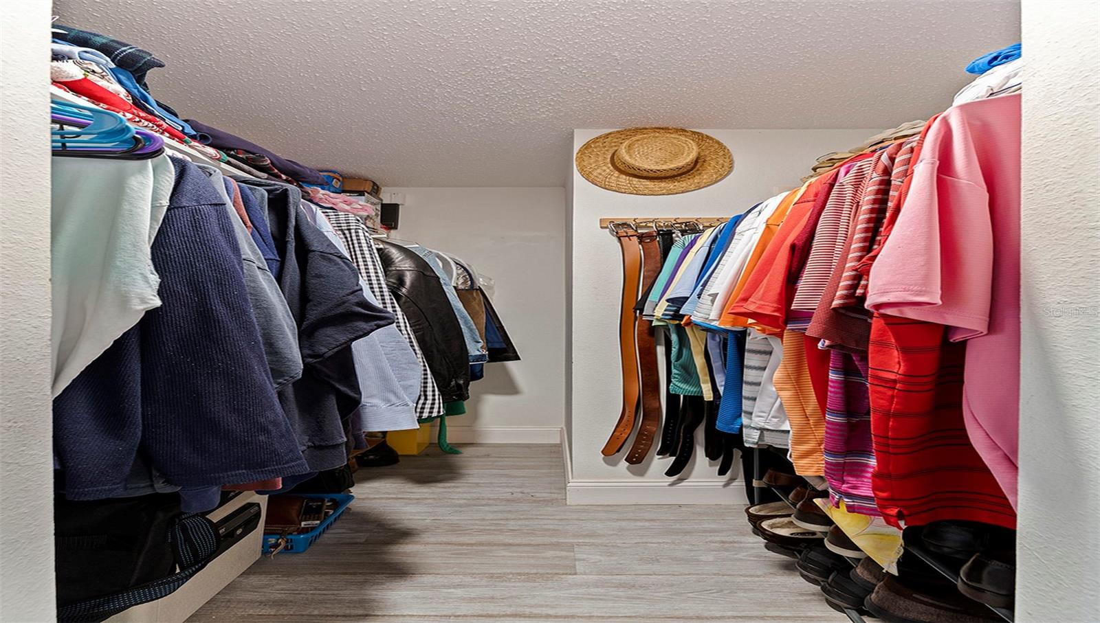 WINSTON PARK NORTHEAST - Residential