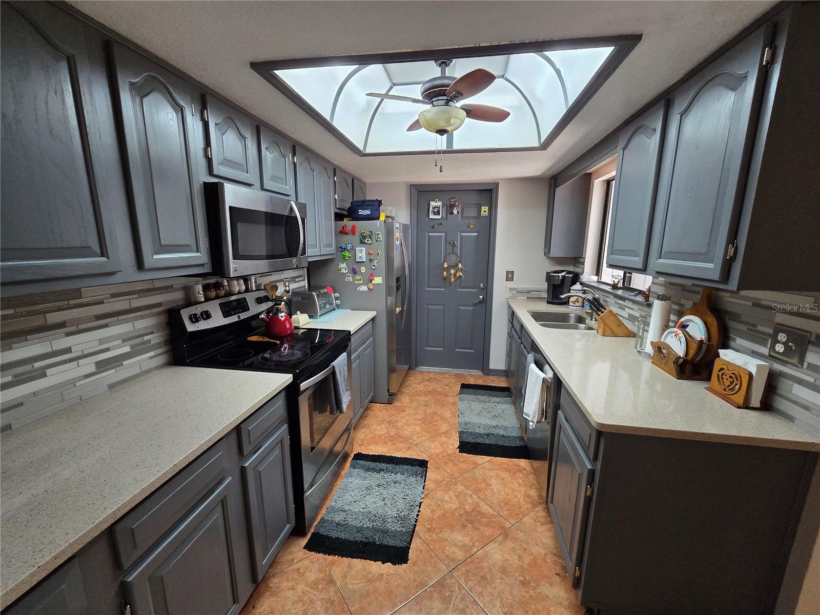 2259 BRANCHWOOD DRIVE