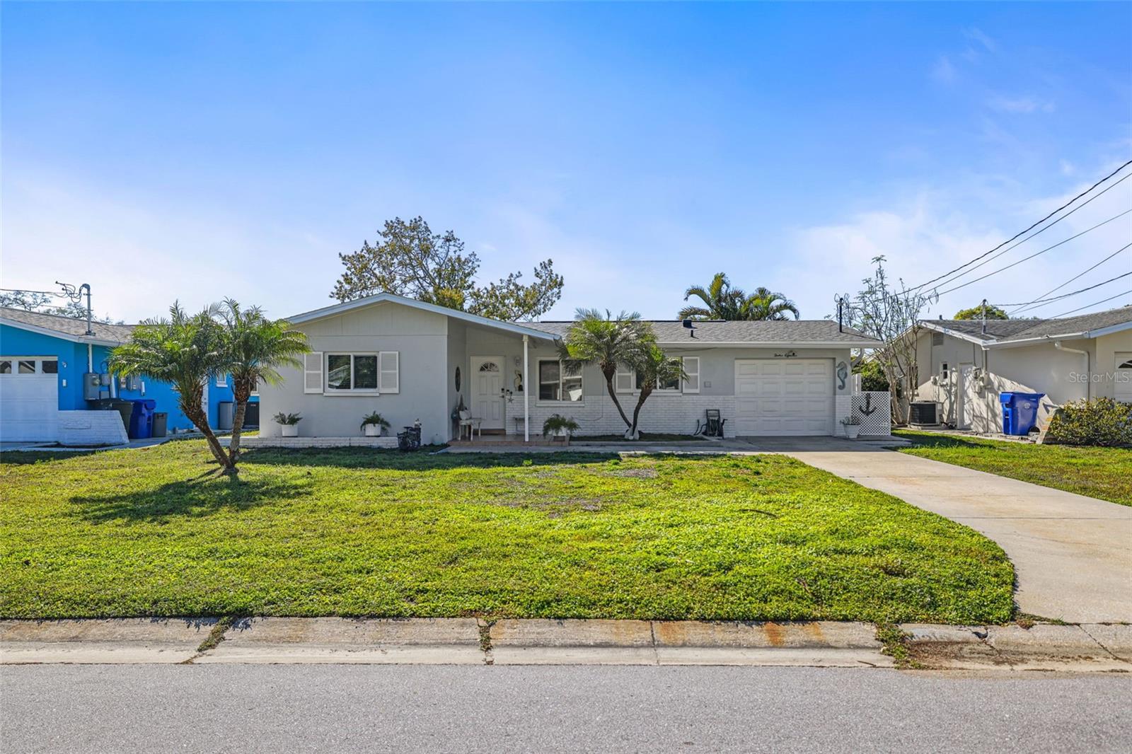 LAZY LAKE VILLAGE - Residential