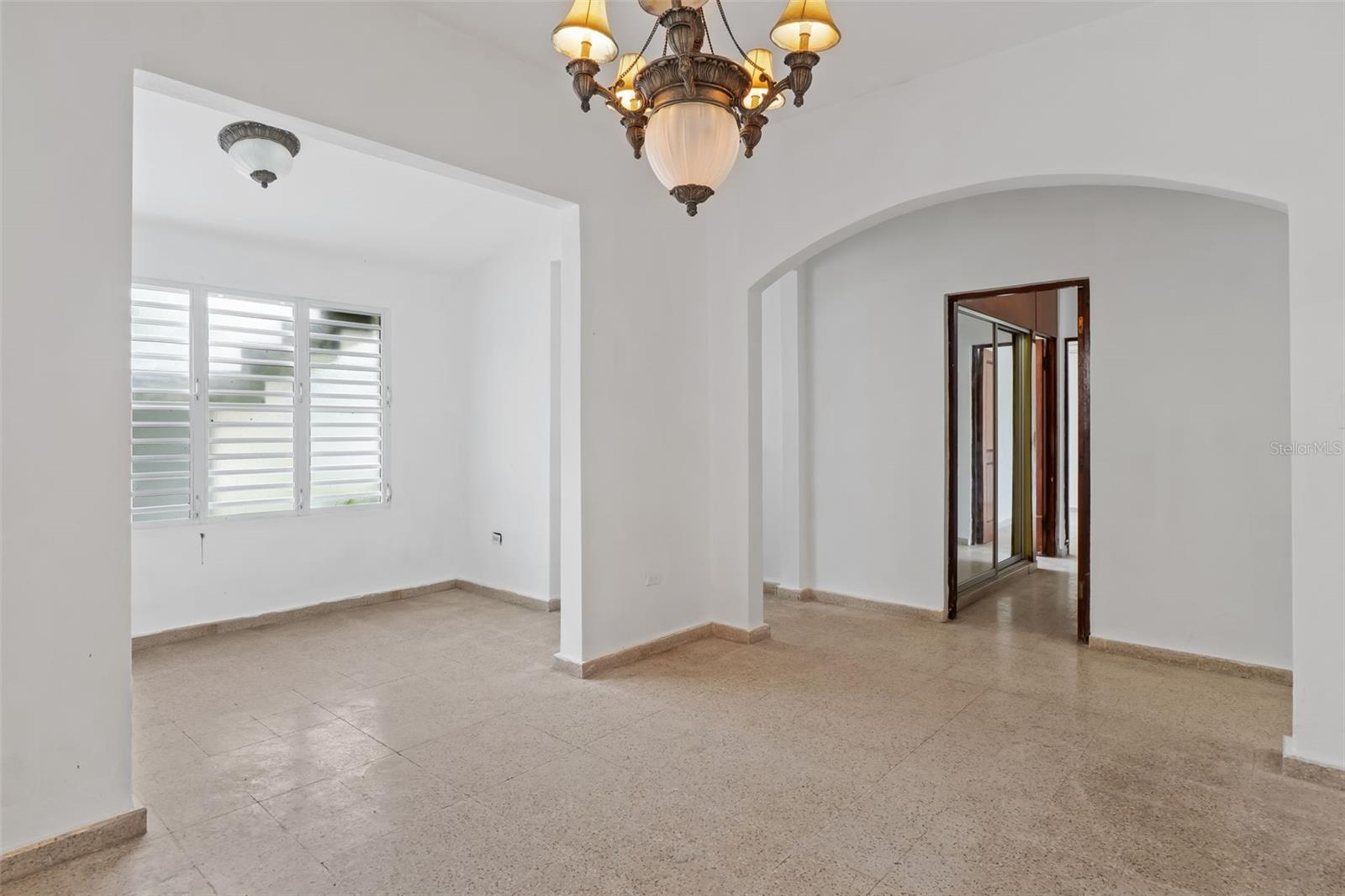 OCEAN PARK - Residential Income