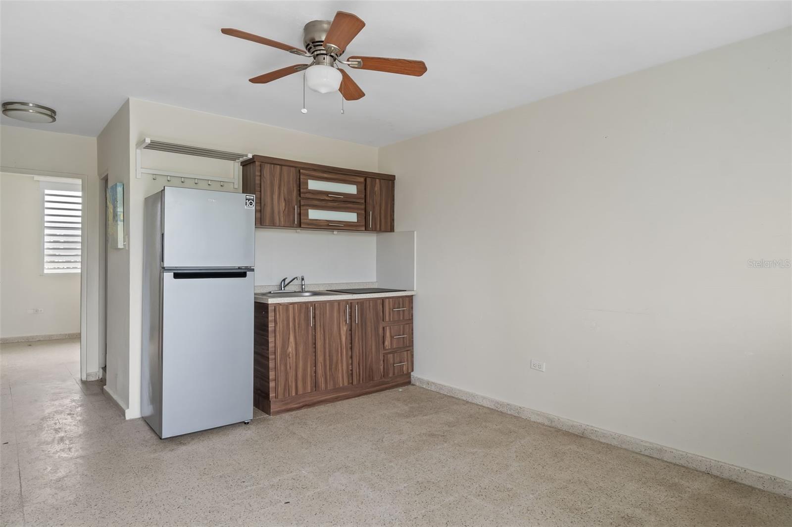 OCEAN PARK - Residential Income