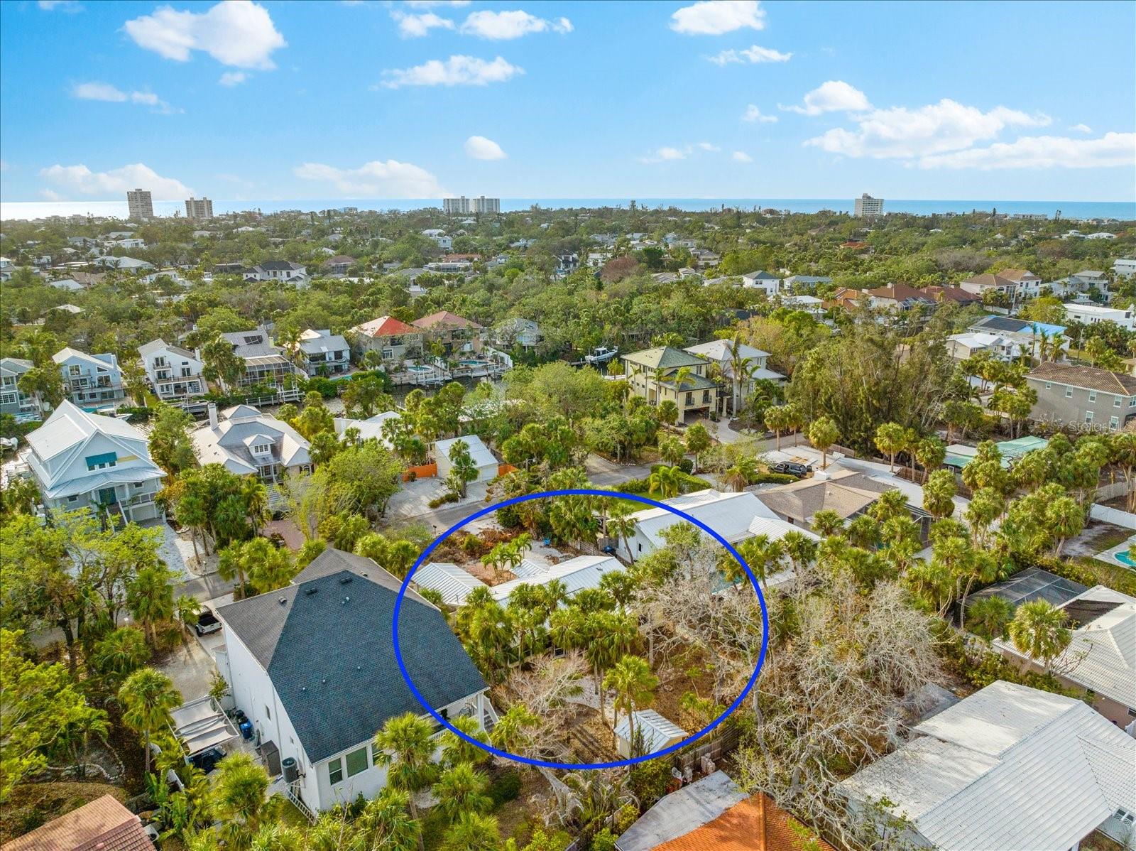 SIESTA BEACH - Residential