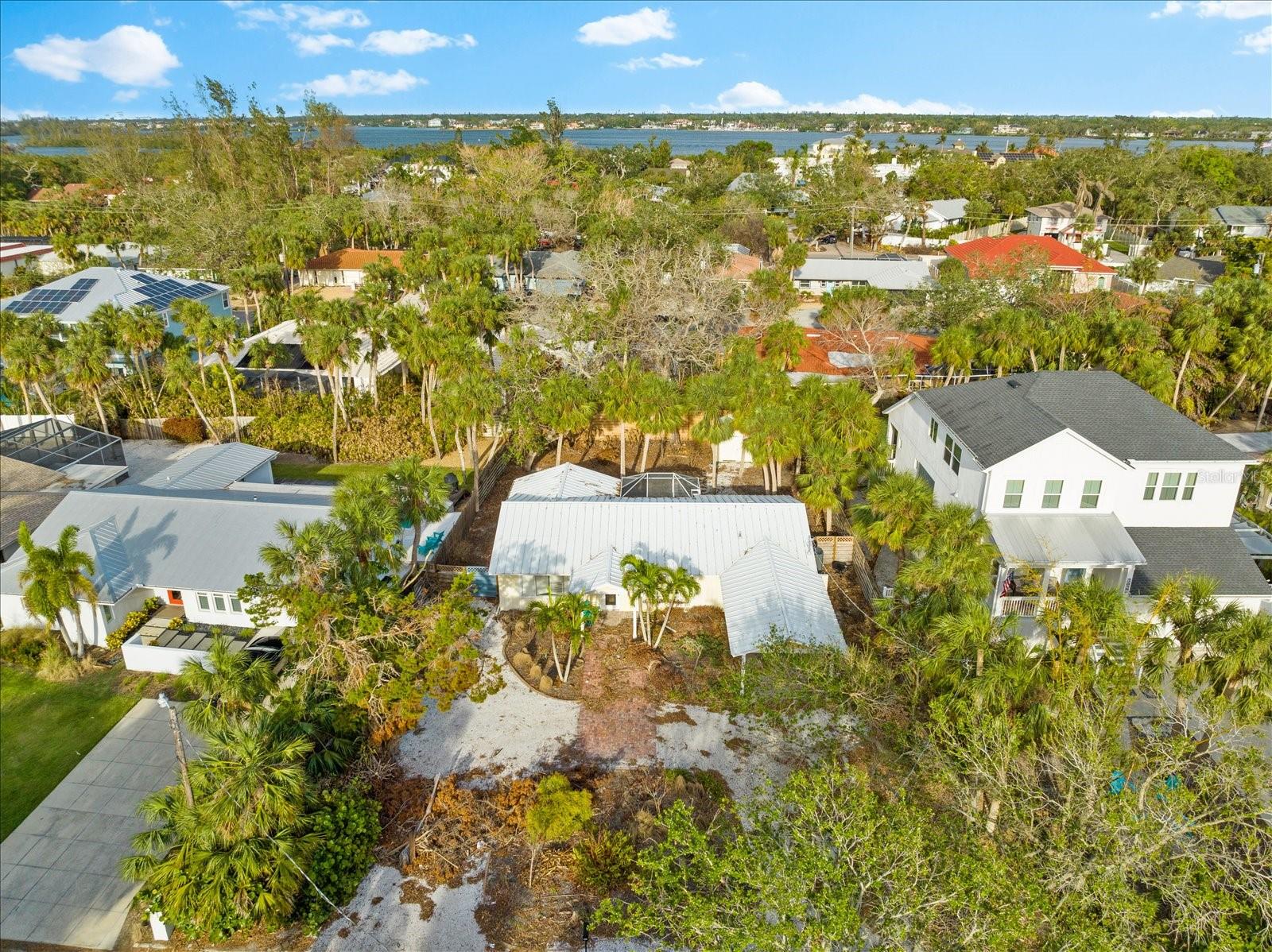 SIESTA BEACH - Residential