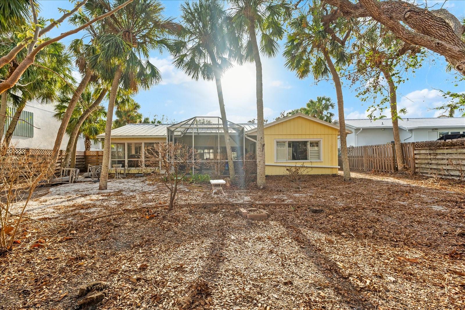 SIESTA BEACH - Residential