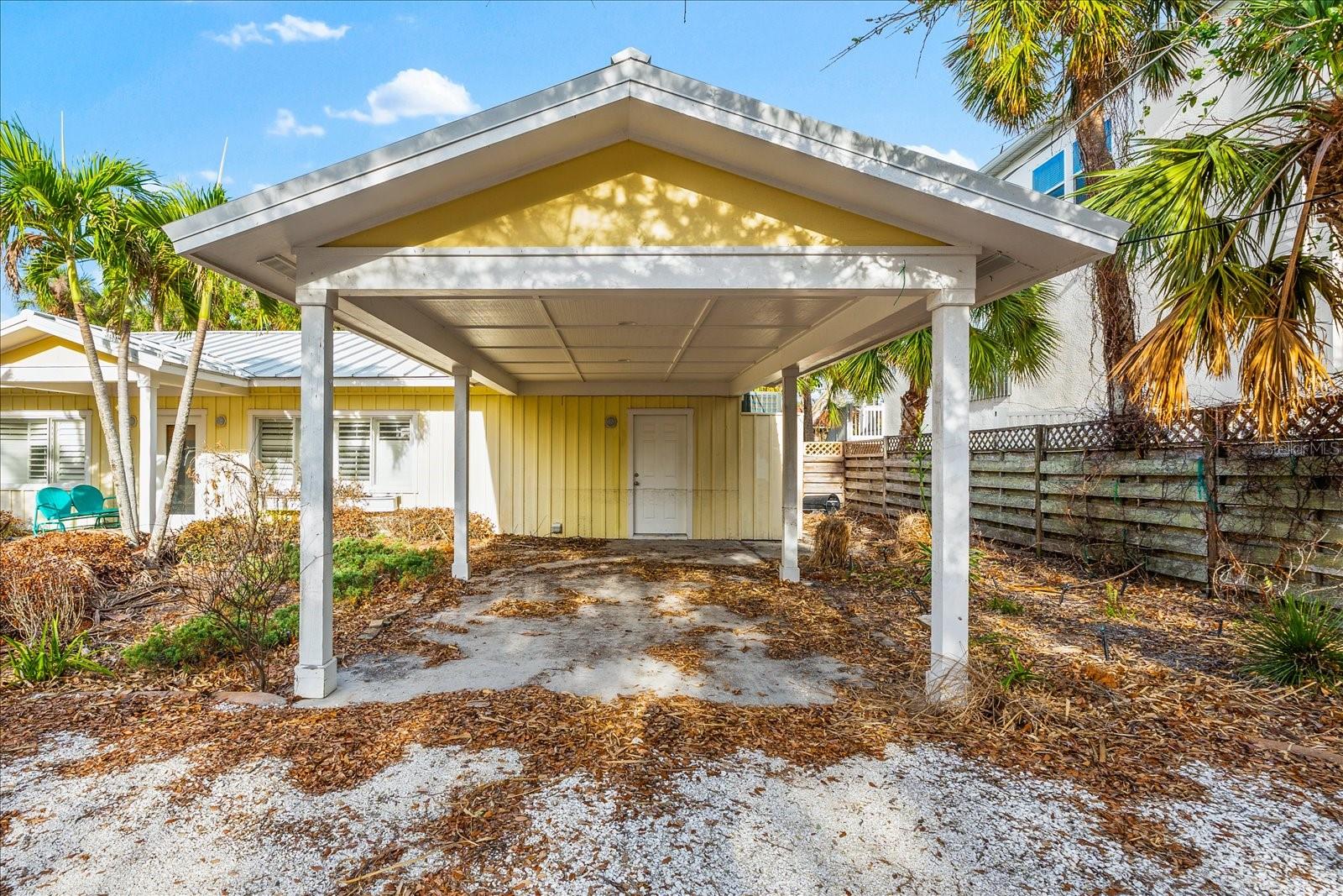 5019 COMMONWEALTH DRIVE